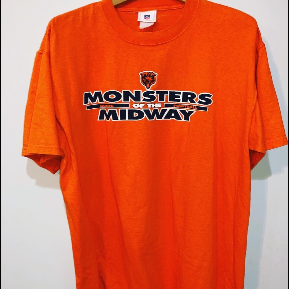“MONSTERS OF THE MIDWAY”
CHICAGO BEARS

LARGE